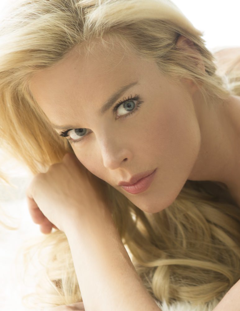Heidi Albertsen — Beauty portfolio photograph 6